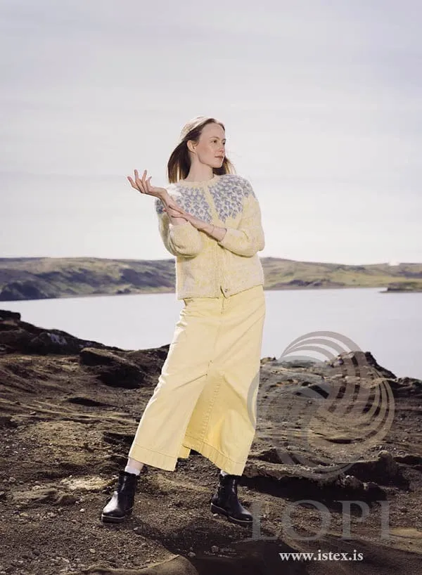 Bláregn Yellow wool button Cardigan - Knitting Kit