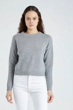 HOLLY ROUND NECK CASHMERE SWEATER - PEBBLE GRAY