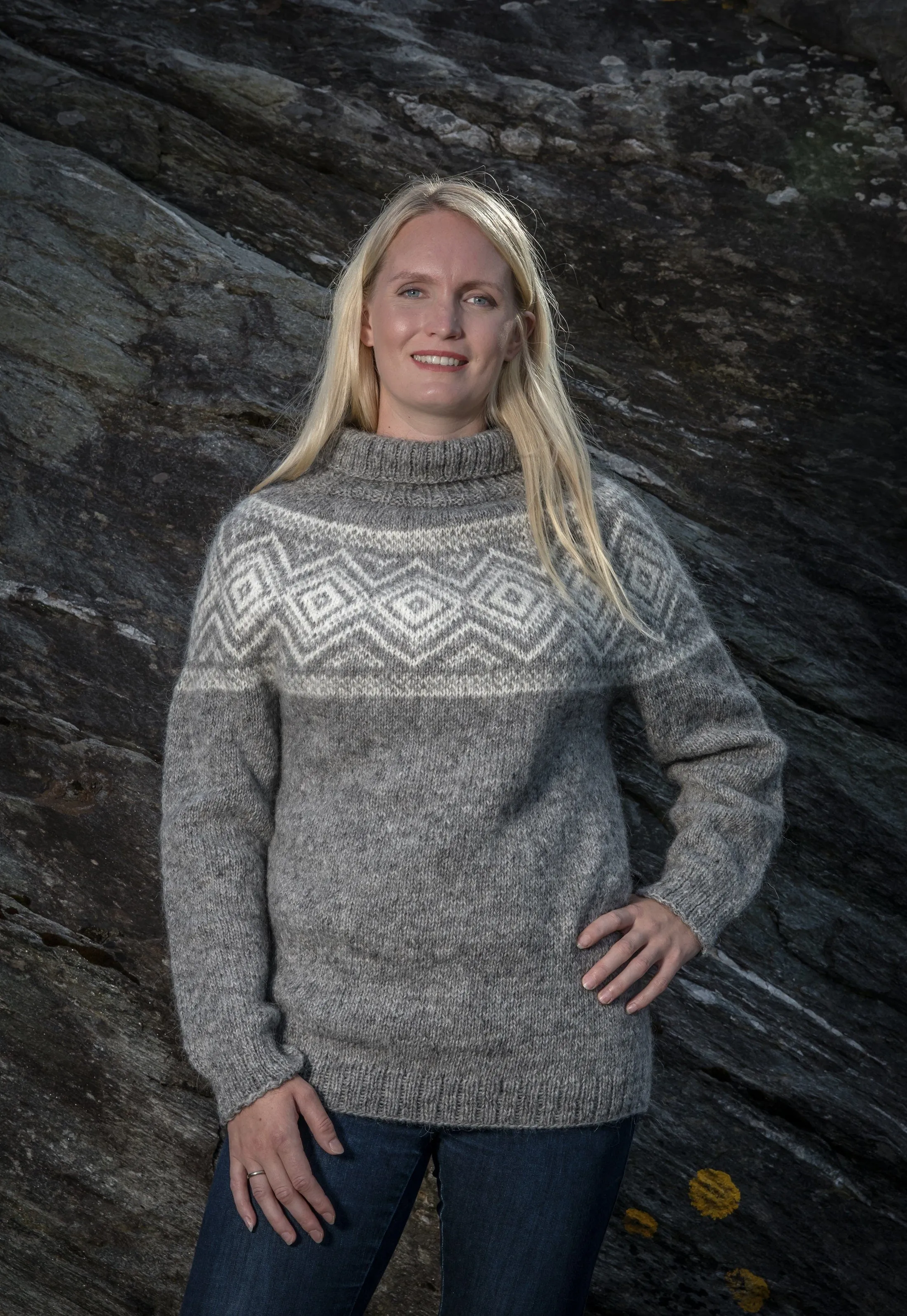 Jannik Icelandic Beige sweater - Knitting Kit