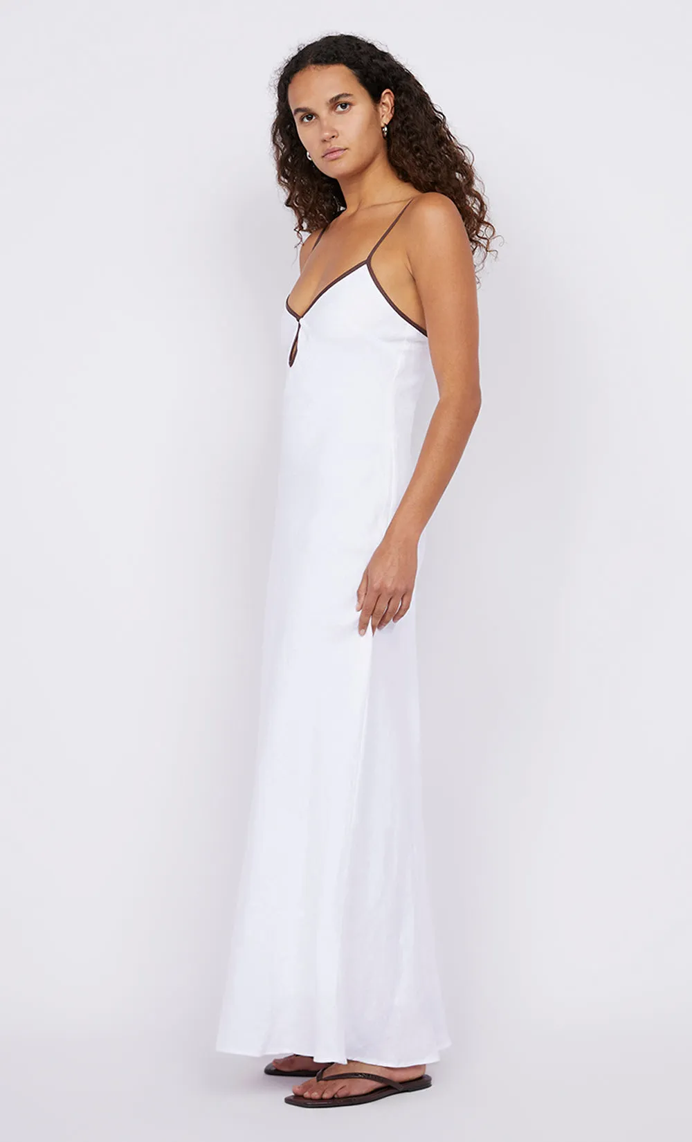 OTTILIE KEYHOLE DRESS - WHITE/CHOCOLATE