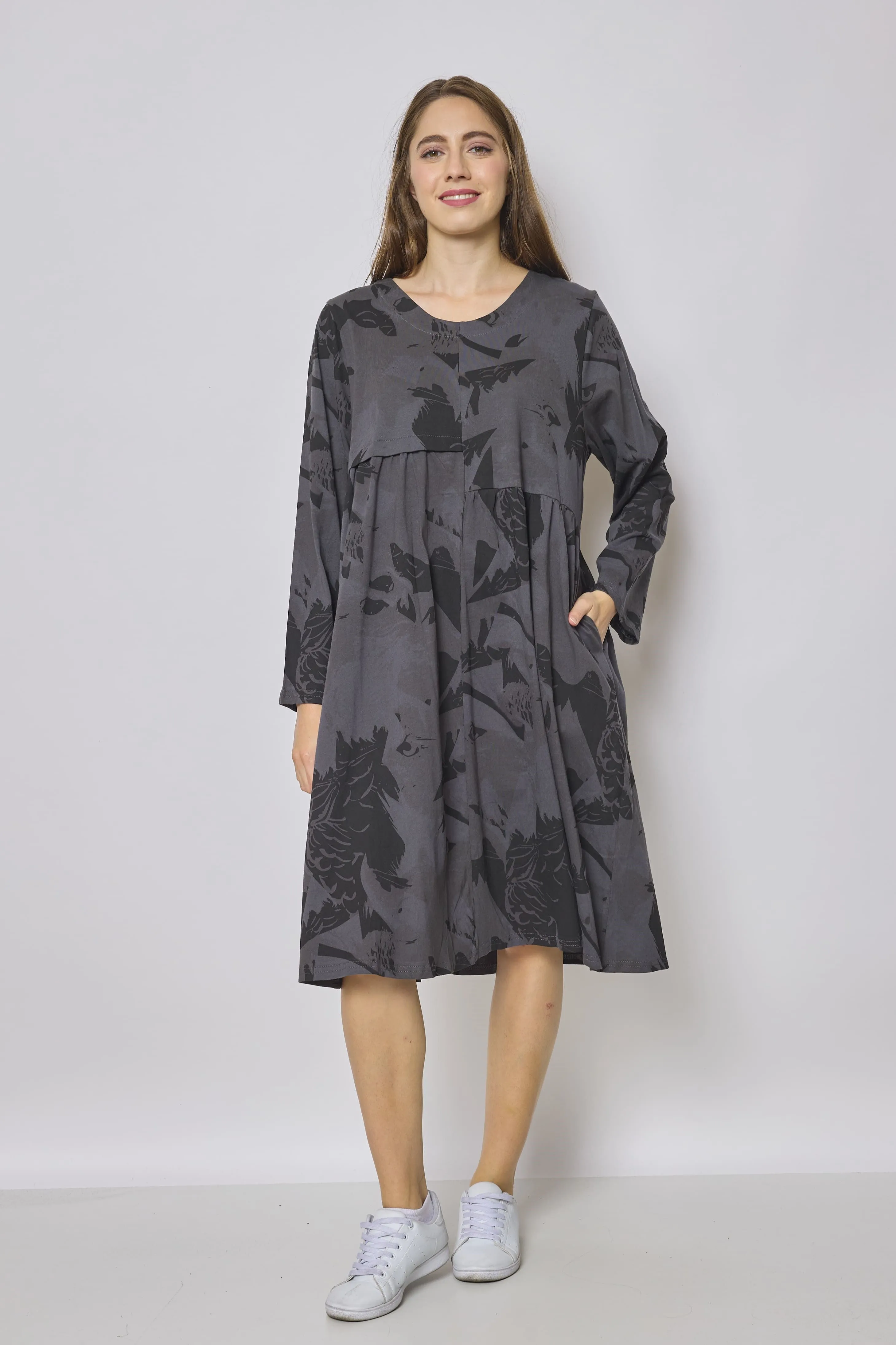 Robe mi-longue asymétrique à motifs aigle