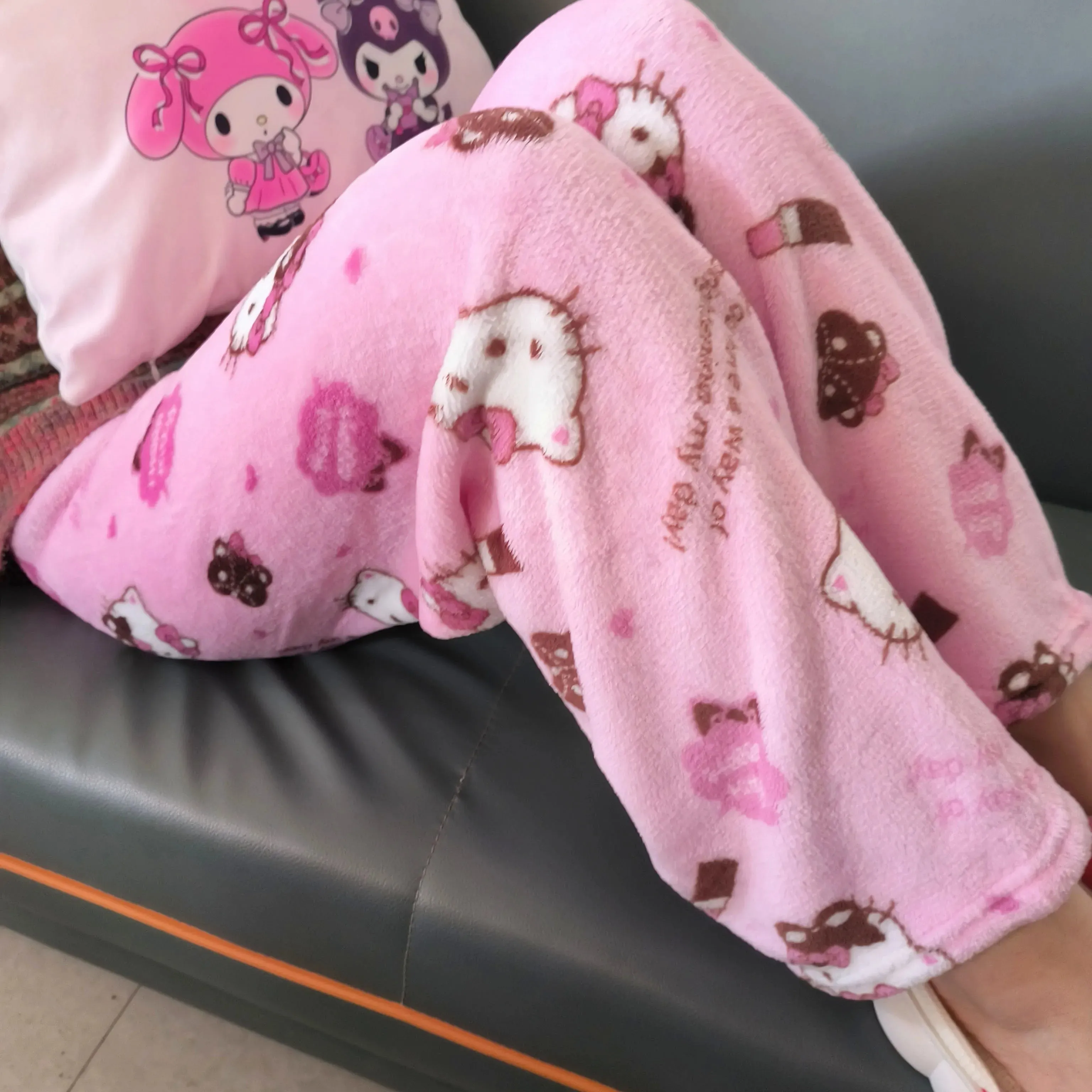 Sanrio Hello Kitty Kawaii Fleece Pajama Pants – Soft Coral Velvet Lounge Trousers for Women, Cozy Cartoon Sleepwear, Cute Anime Homewear, Birthday Gift
