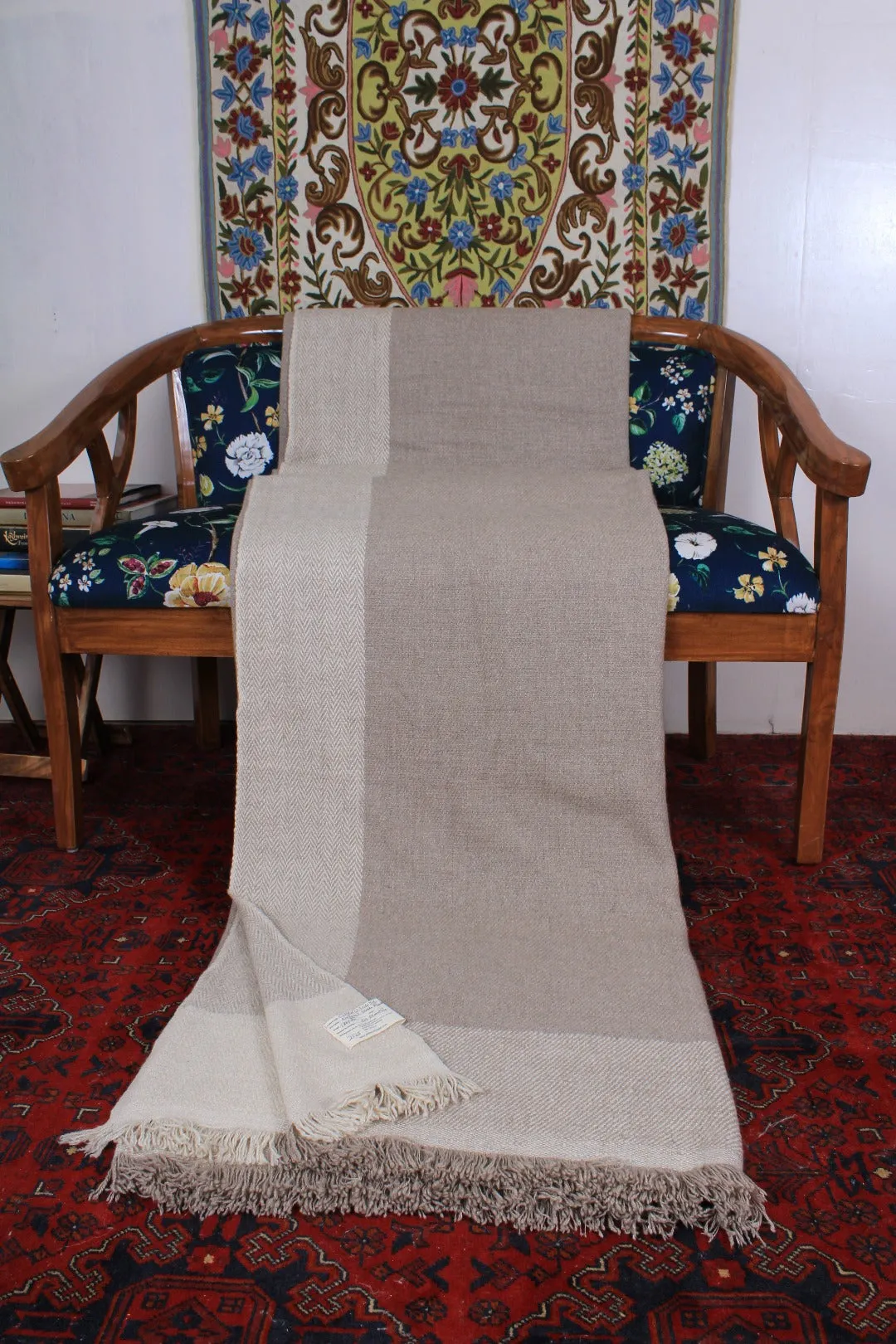Sikandar Classic Light Taupe And Ivory Dourdar  Blanket