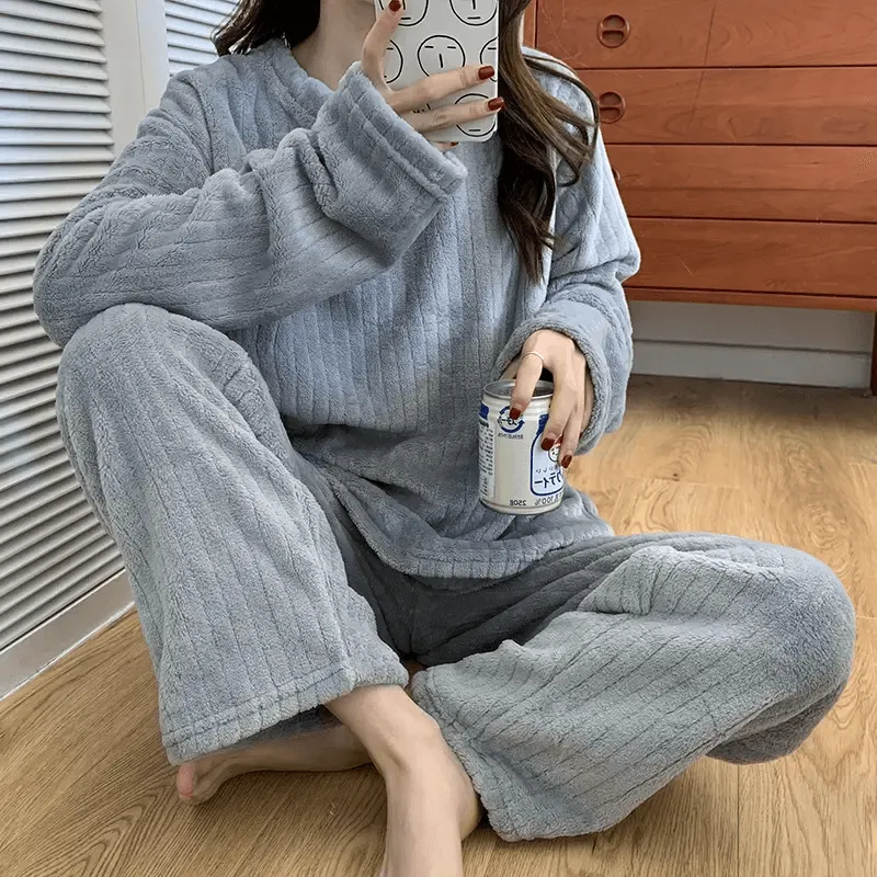 Women's Coral Velvet Fleece Fashion Pajamas Set - KW03